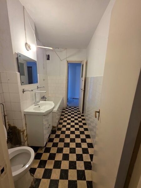 Dristor, 5 minute metrou, mall Park Lake si parc IOR,  Ramnicul Sarat.